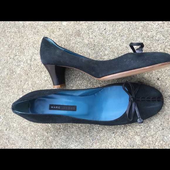 marc jacobs black heels
